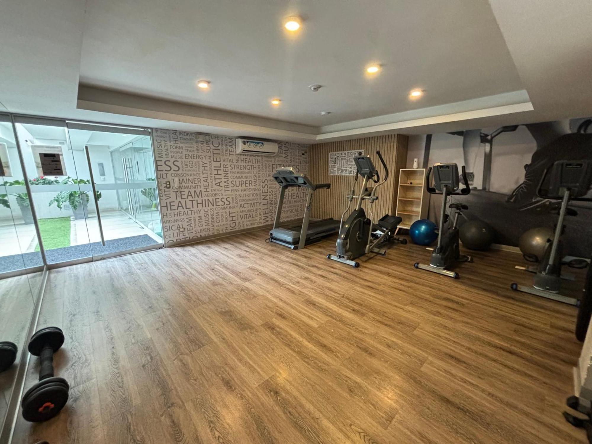 Departamento En Miraflores Con Surquillo Ліма Екстер'єр фото